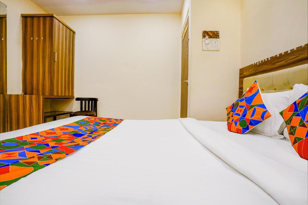 Fabexpress Galaxy Inn Bombaj Zewnętrze zdjęcie